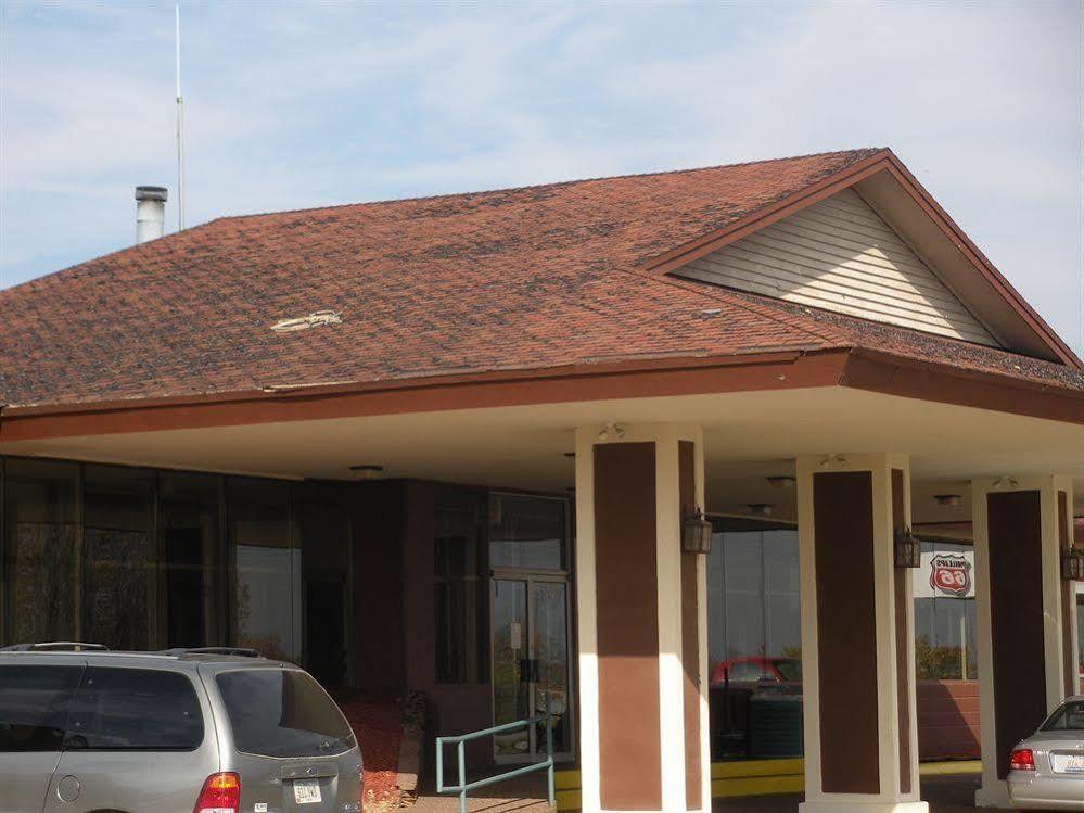 Regency Inn And Conference Center Clinton المظهر الخارجي الصورة